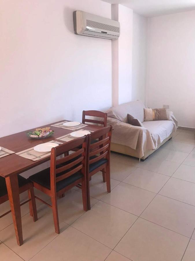 Andris Apartment Paralímni Kültér fotó