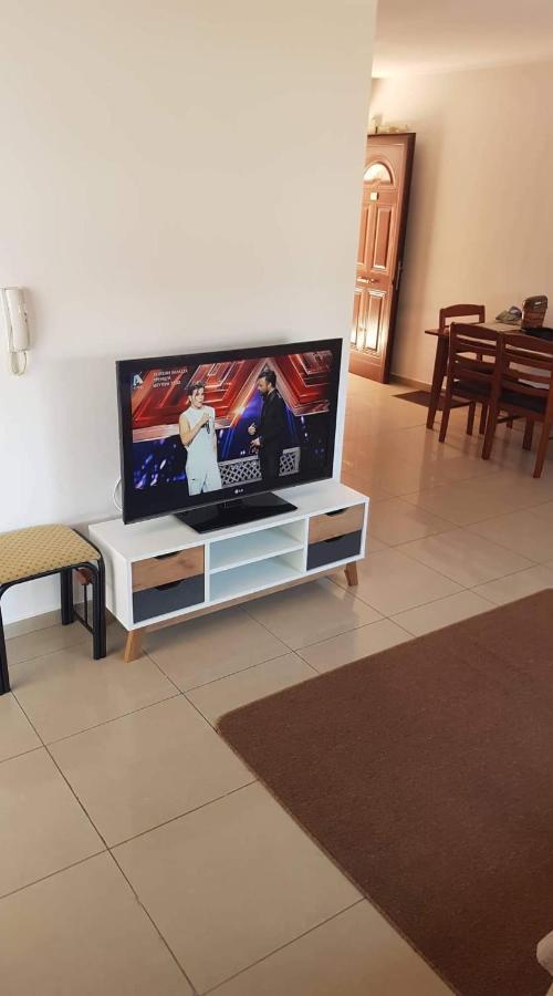 Andris Apartment Paralímni Kültér fotó